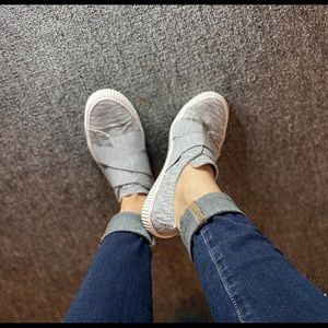 Blowfish Slip-On Elastic Criss-Cross Strap Sneaker